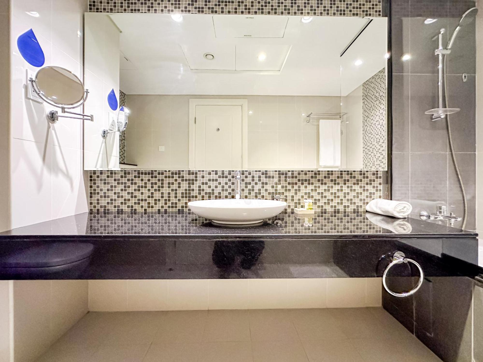 Panoramic Burj Khalifa View Luxury 2br Penthouse Apartment