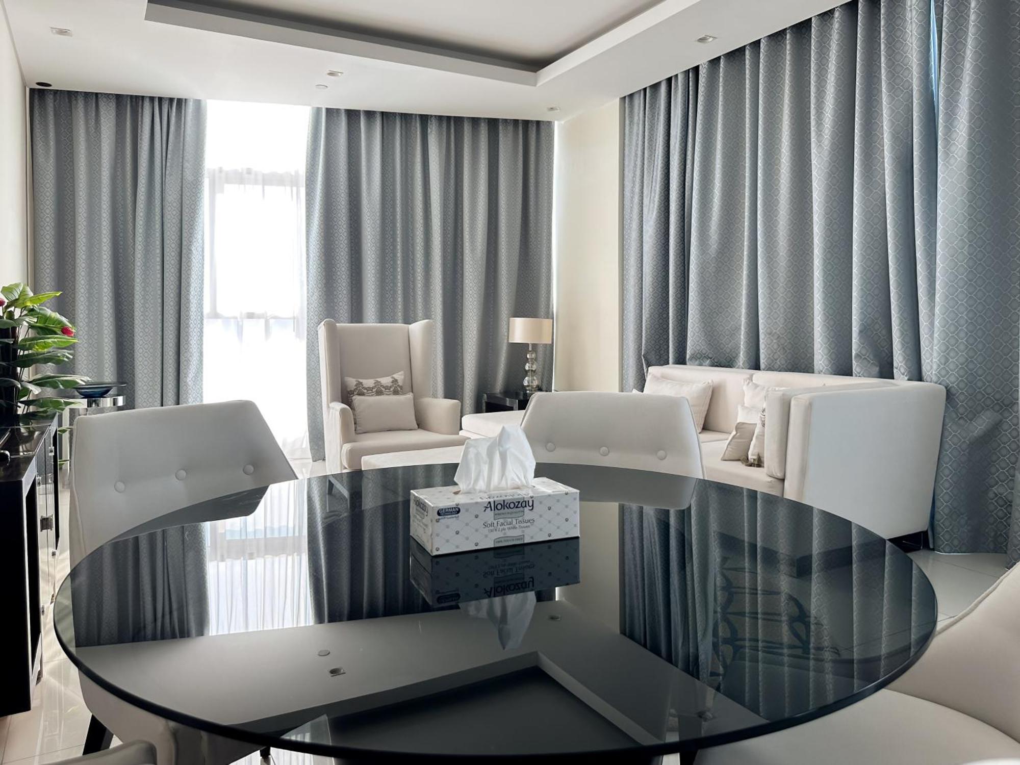 Panoramic Burj Khalifa View Luxury 2br Penthouse Apartment Dubai
